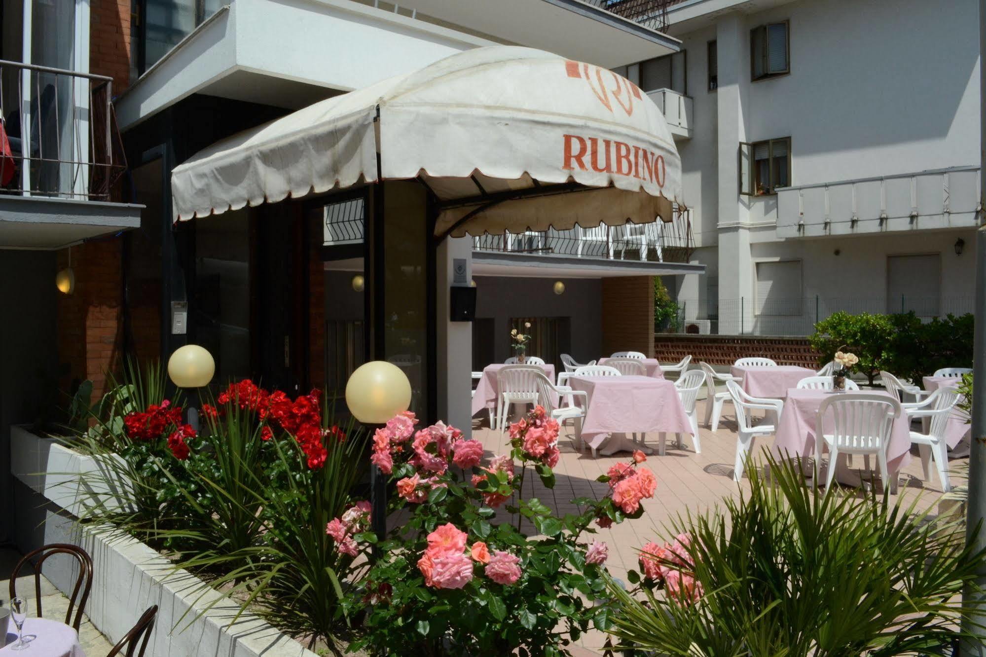 Hotel Rubino Lido di Jesolo Exterior foto